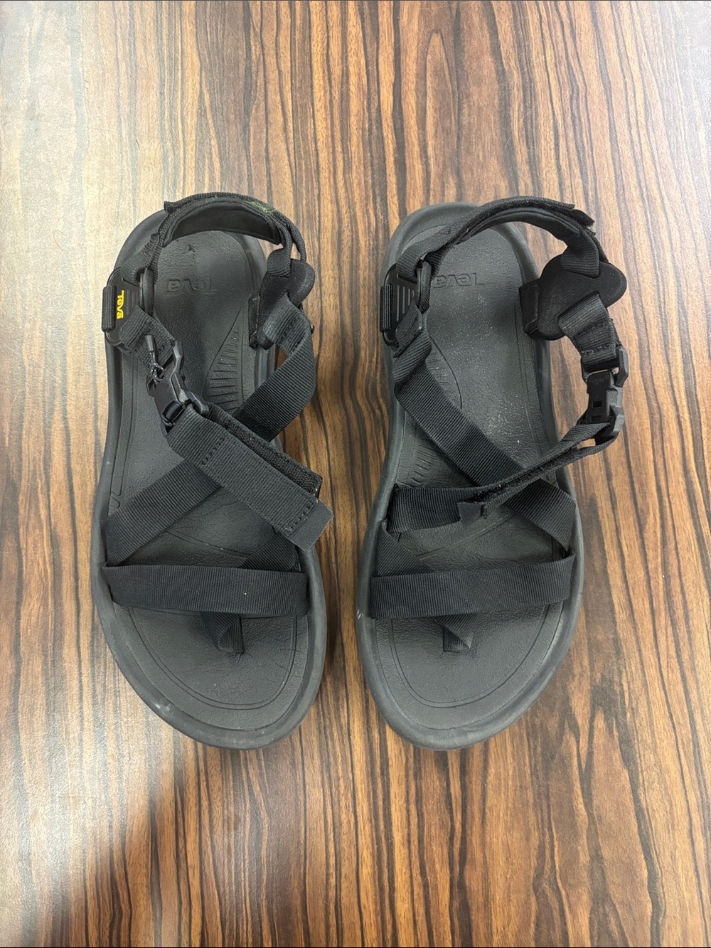 Teva - Mens Hurricane Terra Dactyl Sandals, size 11 US mens, color black. - Picture 2 of 5